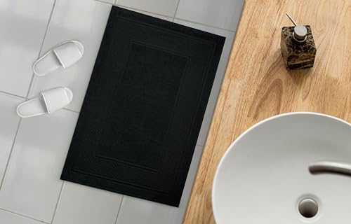 Avalon Towels Black Bath Mat Set of 2 1