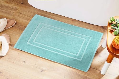 Feather Stitch 2 Piece Bath Mat Set
