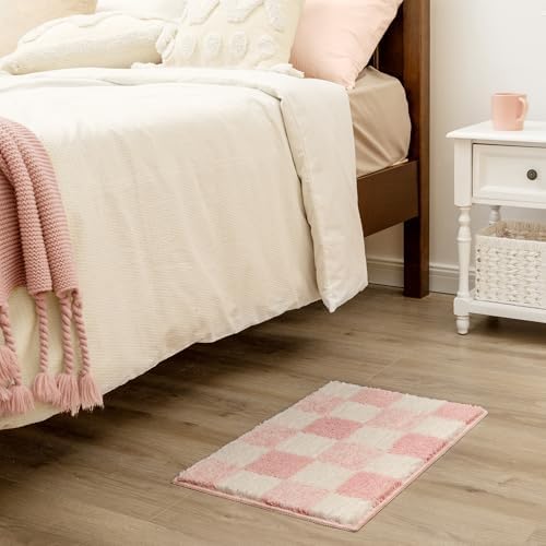 GRANNY SAYS Checkered Pink Bath Rug 24x16
