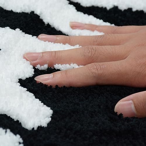 Zeeinx Get Naked Runner Black Bath Mat
