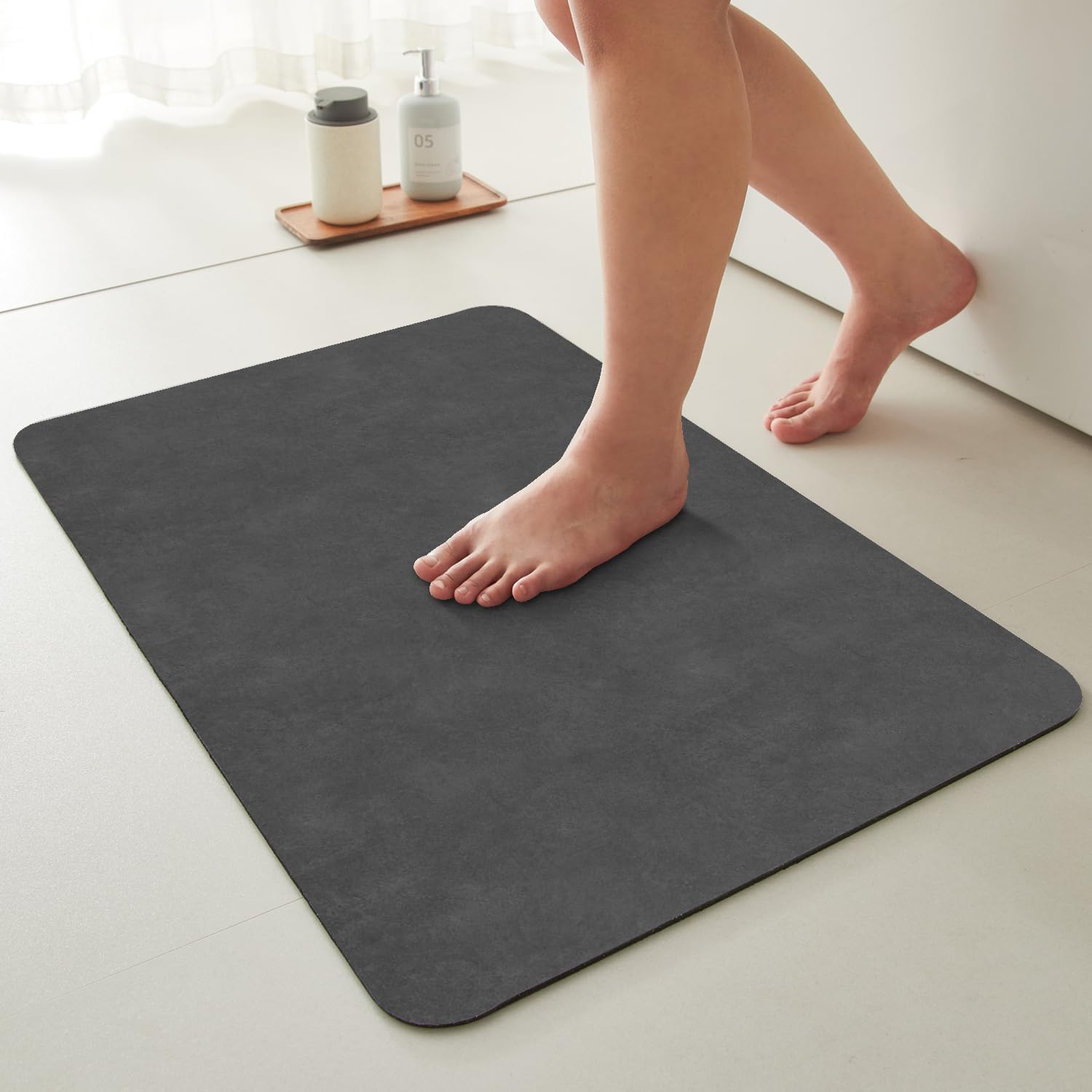 TYUU Dark Grey Bath Mat 16x24 Non Slip Quick Dry
