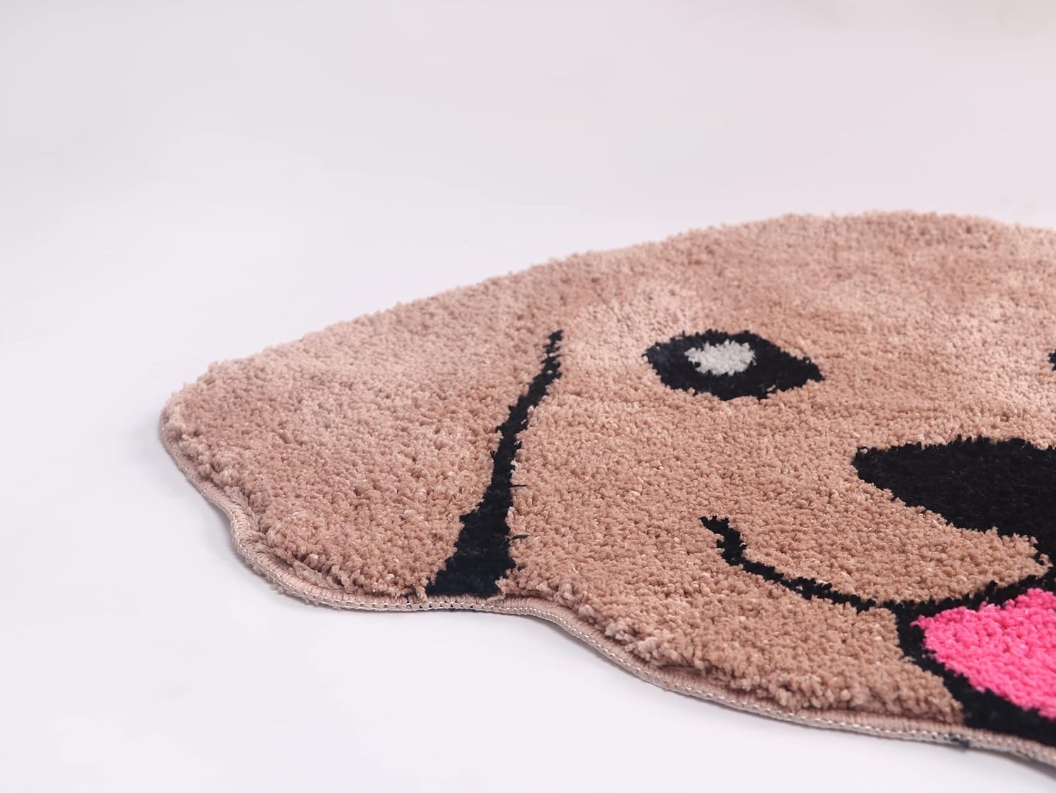 Cute Bath Mat with Golden Retriever Design