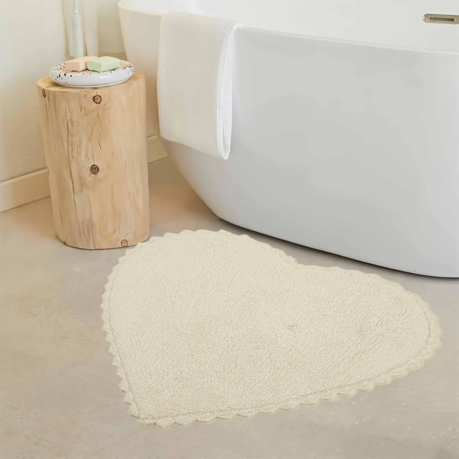 Royal Blaze Heart Shaped Bath Mat Reversible Cotton Bath Rug 28x28