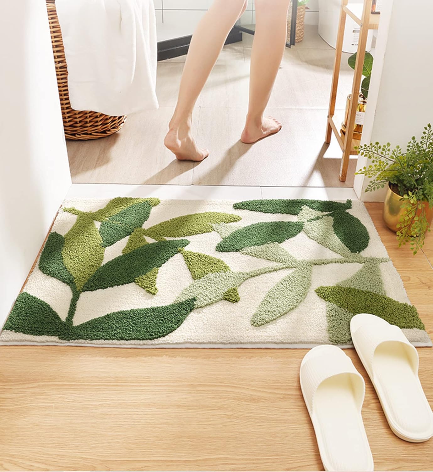 Green Leaves Bath Mat Non-Slip Microfiber