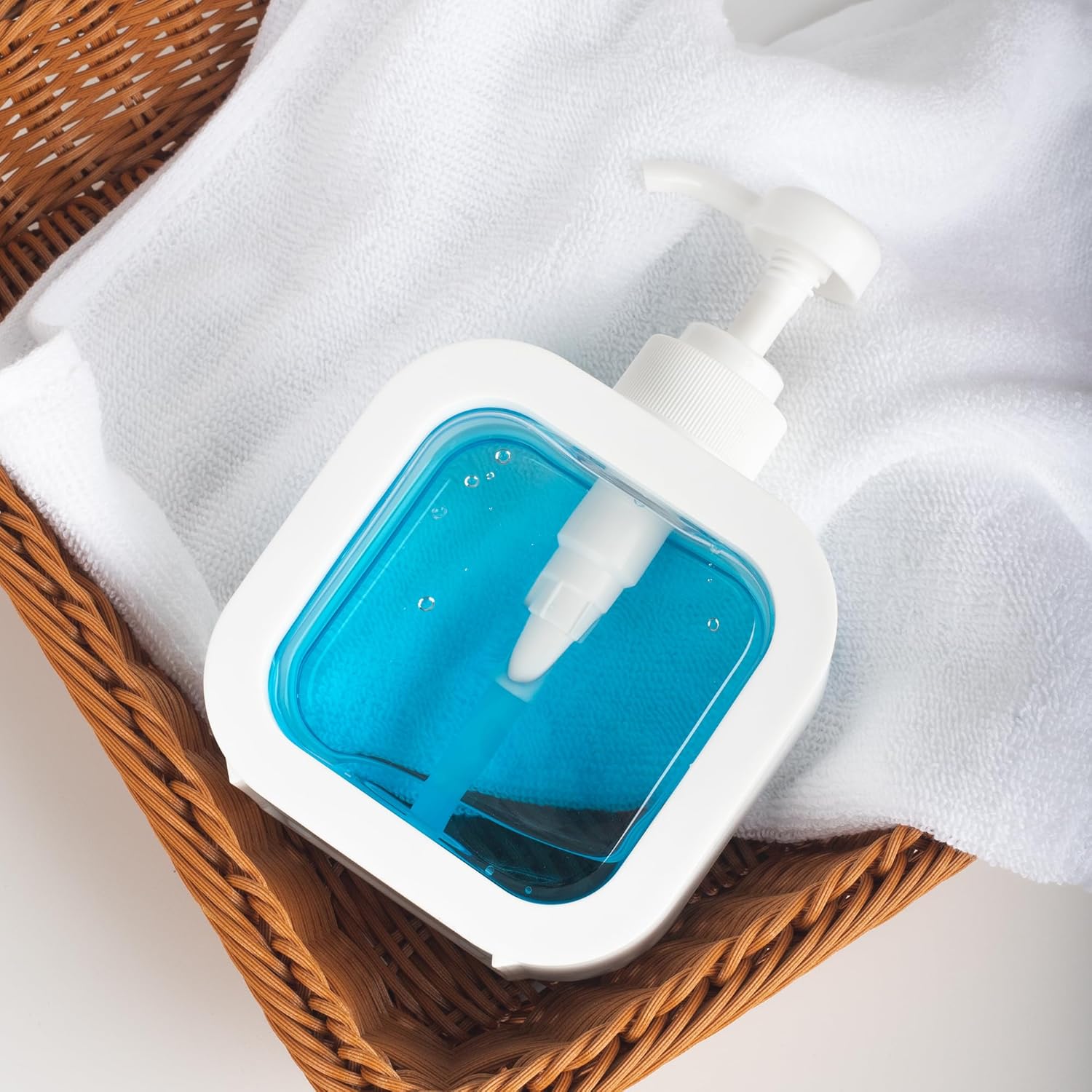 Modern White Soap Dispenser with Pump - Compact 10oz