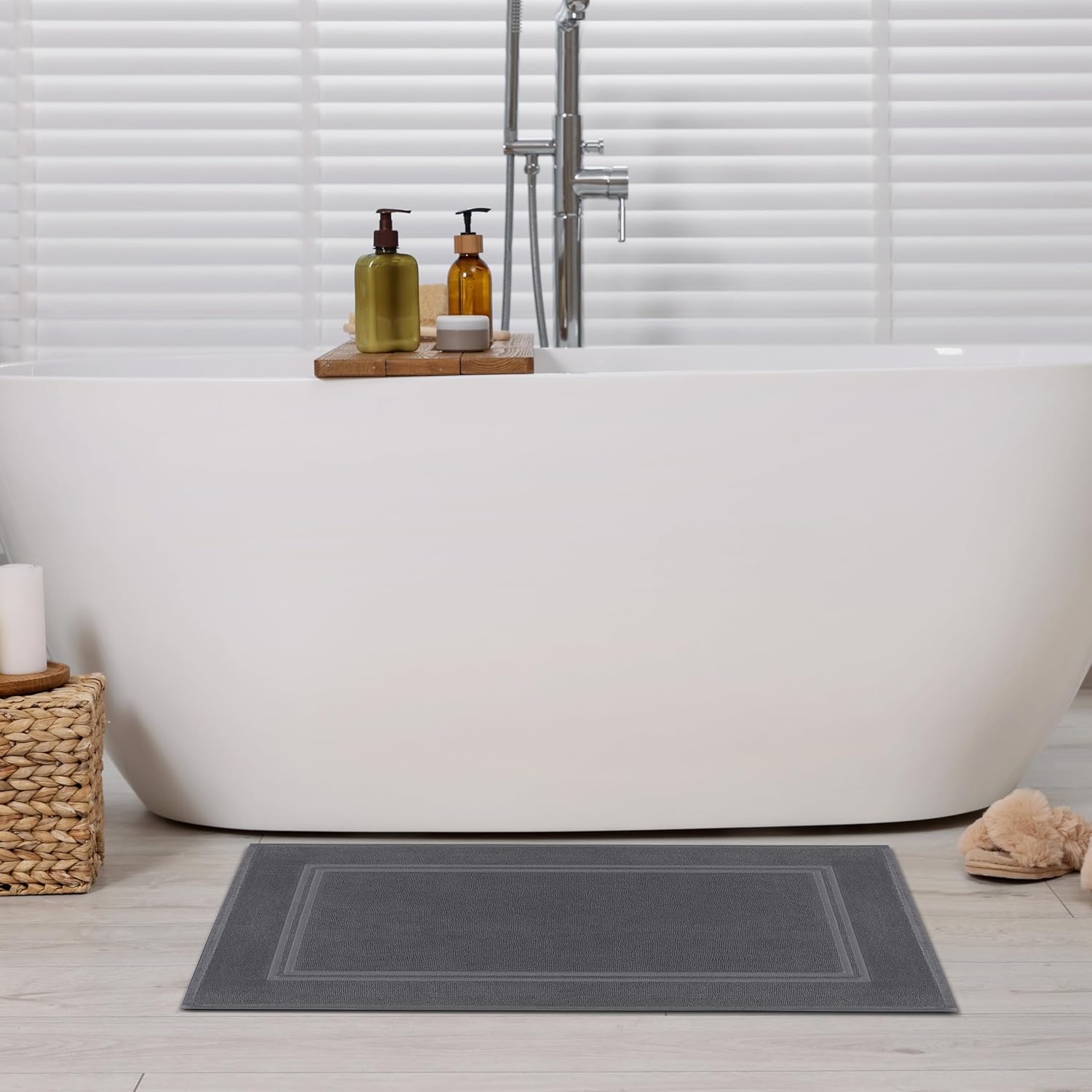 Tens Towels Pack of 2 Dark Grey Bath Mats