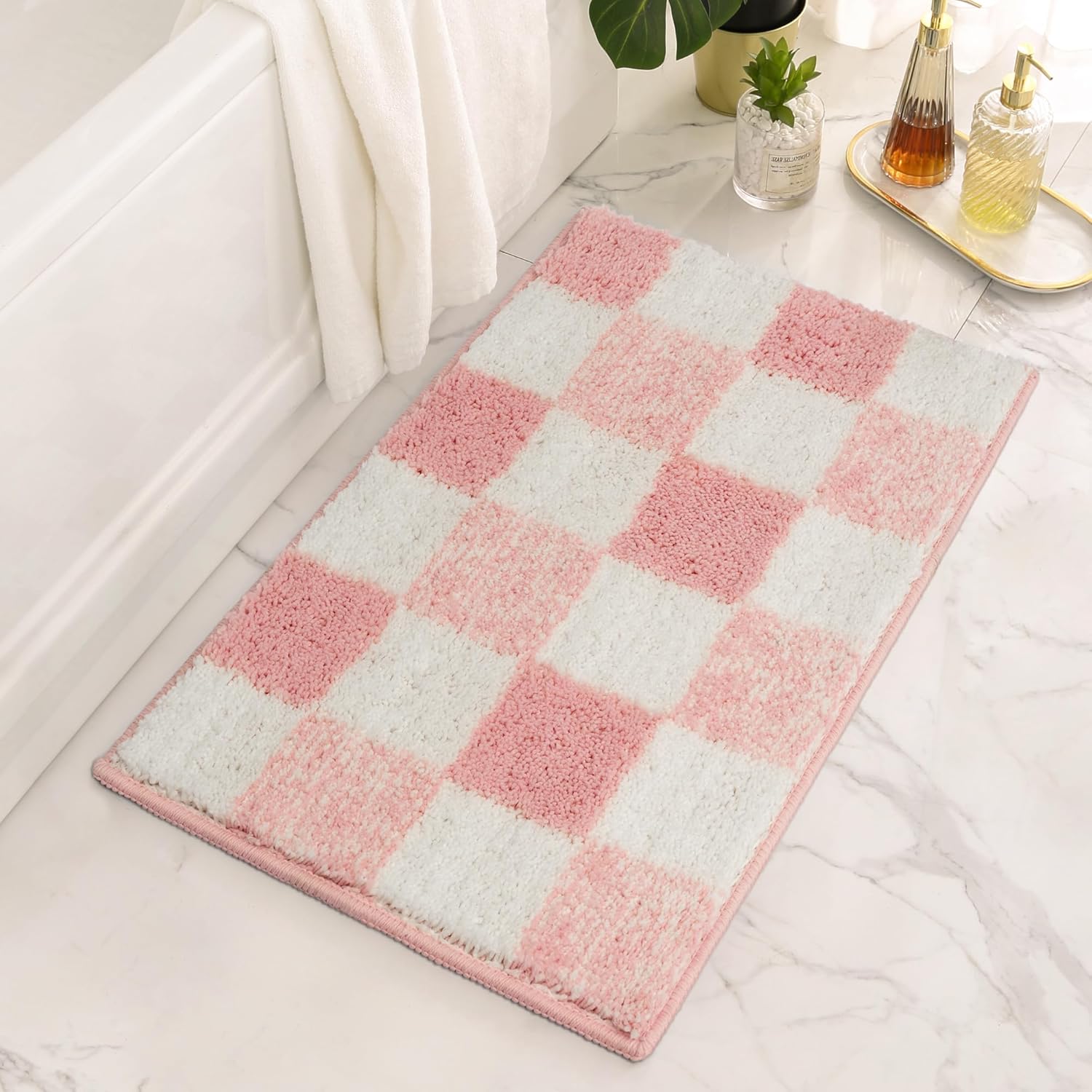 GRANNY SAYS Checkered Pink Bath Rug 24x16