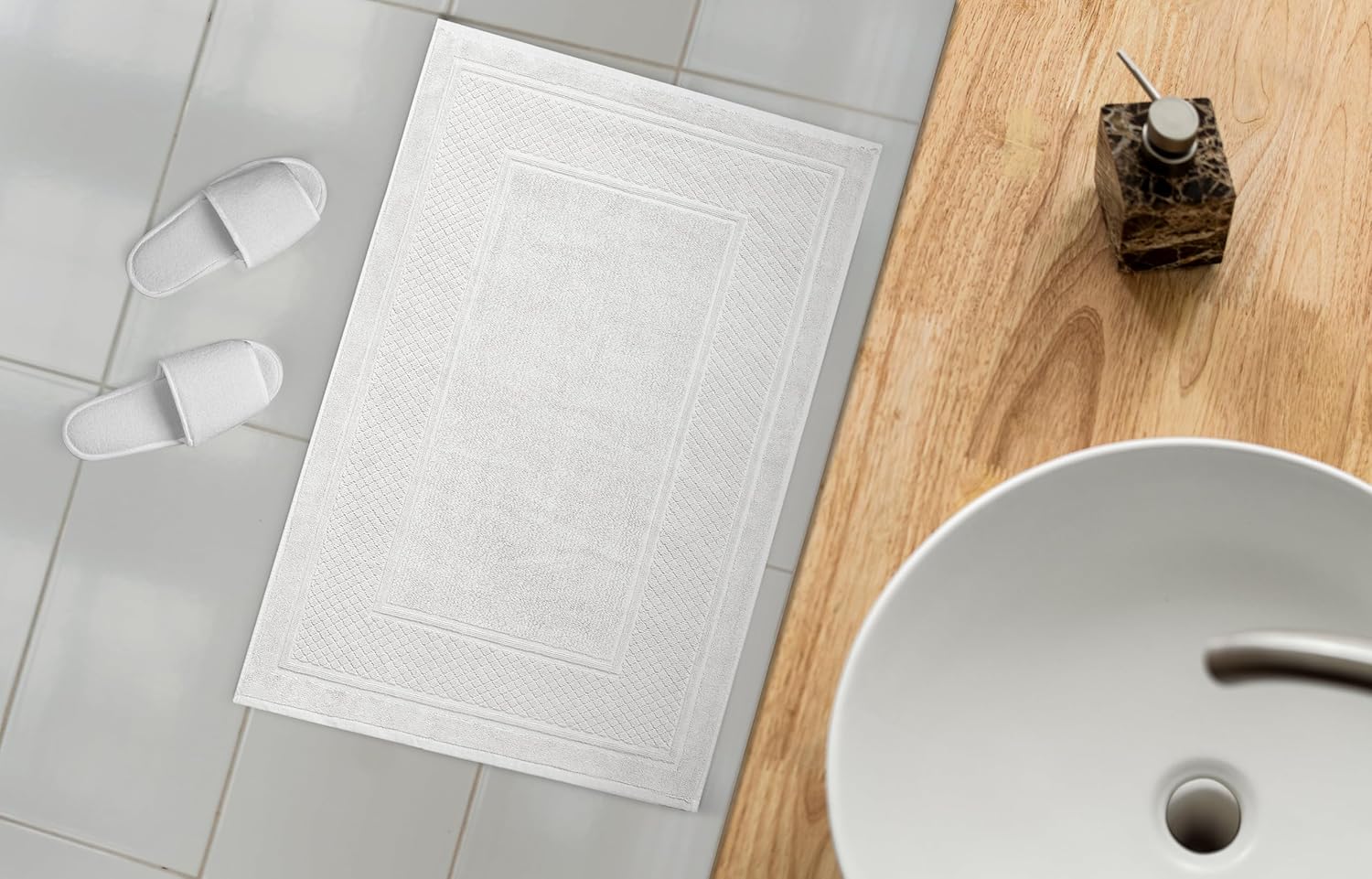 Avalon Towels White Bath Mat Set of 2 1