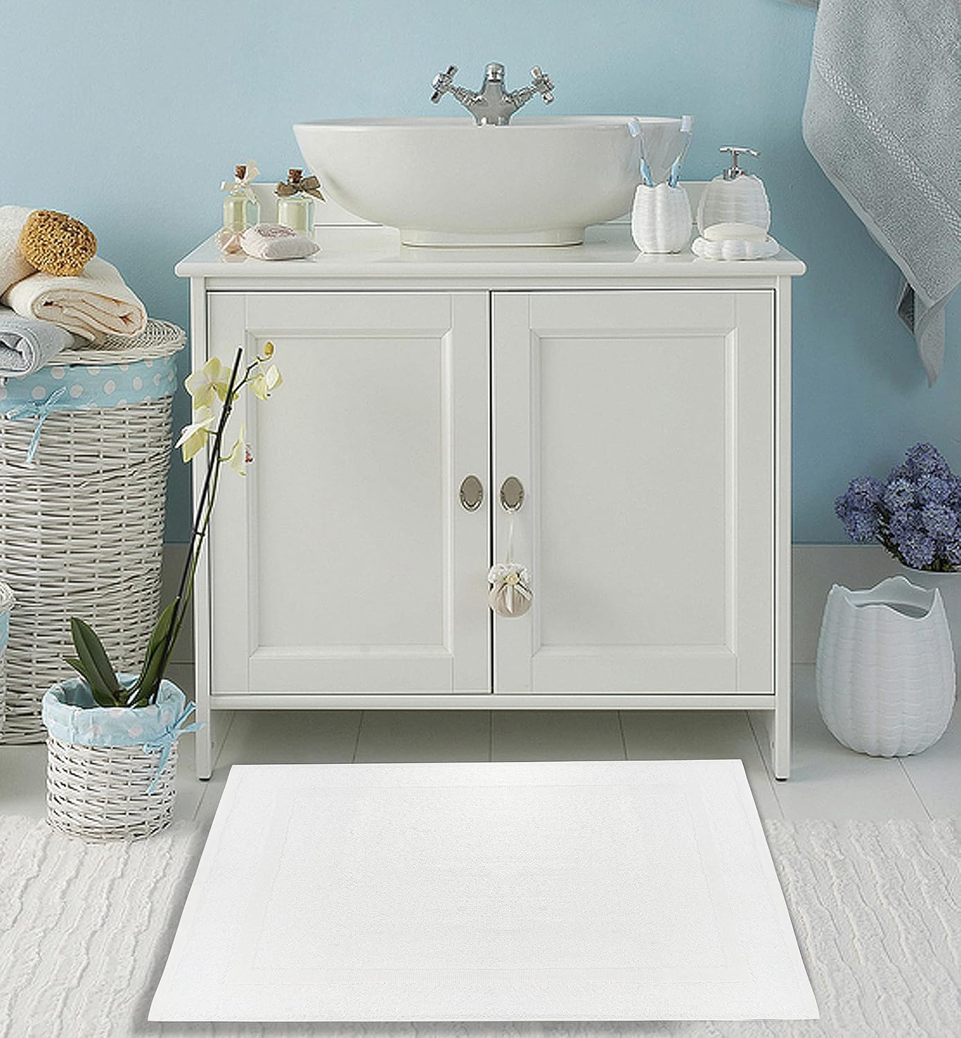 TOALLA 12 Pack 100 Cotton White Bath Mat Towel 18x25 Inches
