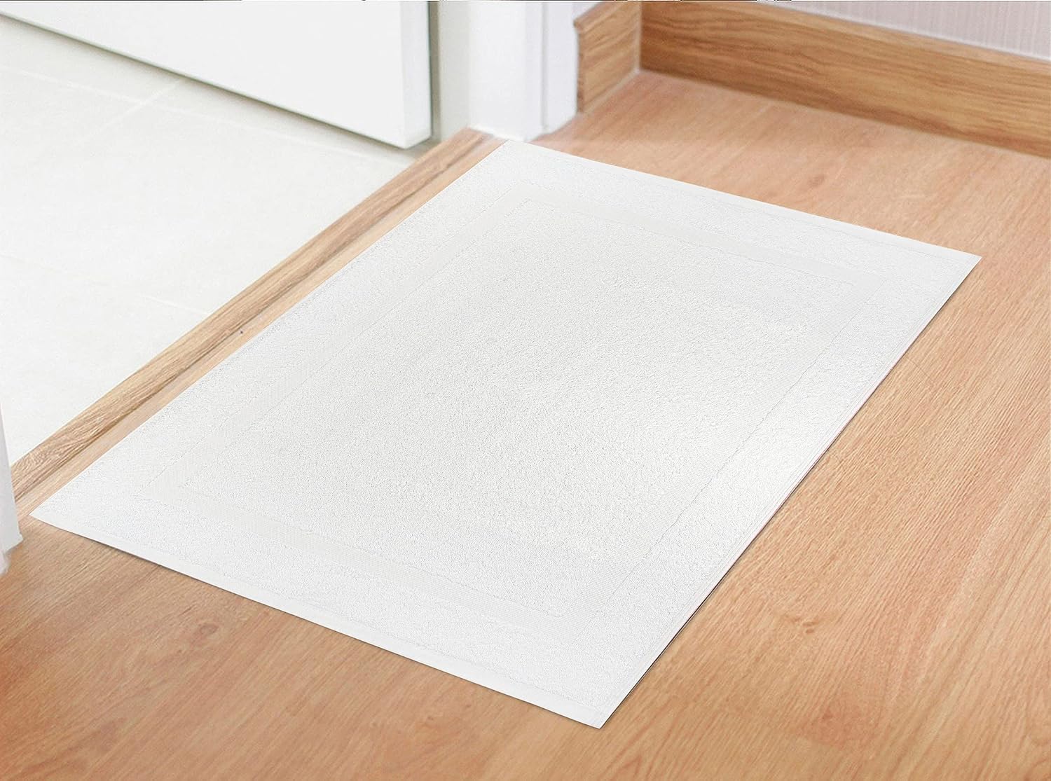 TOALLA 12 Pack 100 Cotton White Bath Mat Towel 18x25 Inches