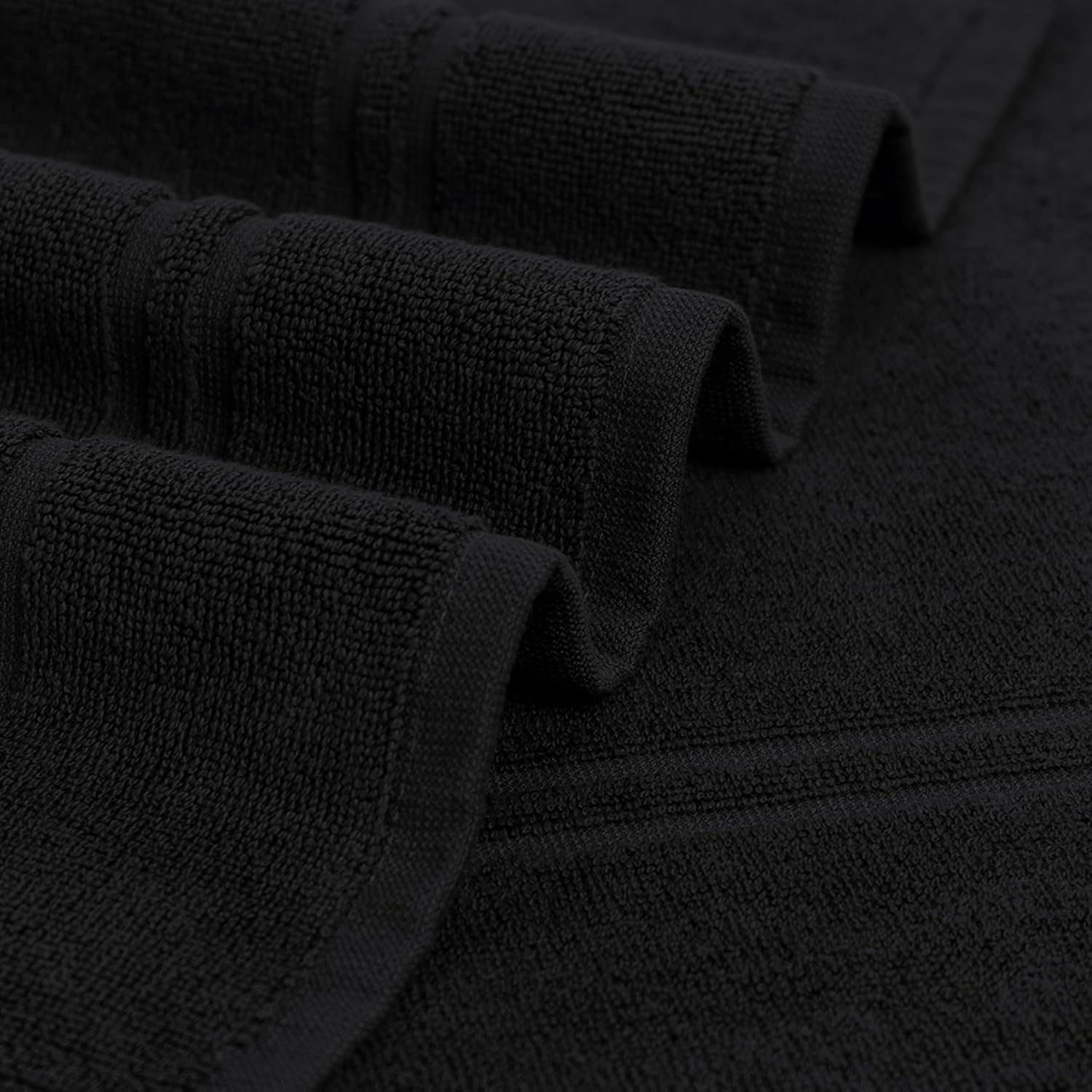 Tens Towels Pack of 2 Bath Mats Black 20x32 Inches