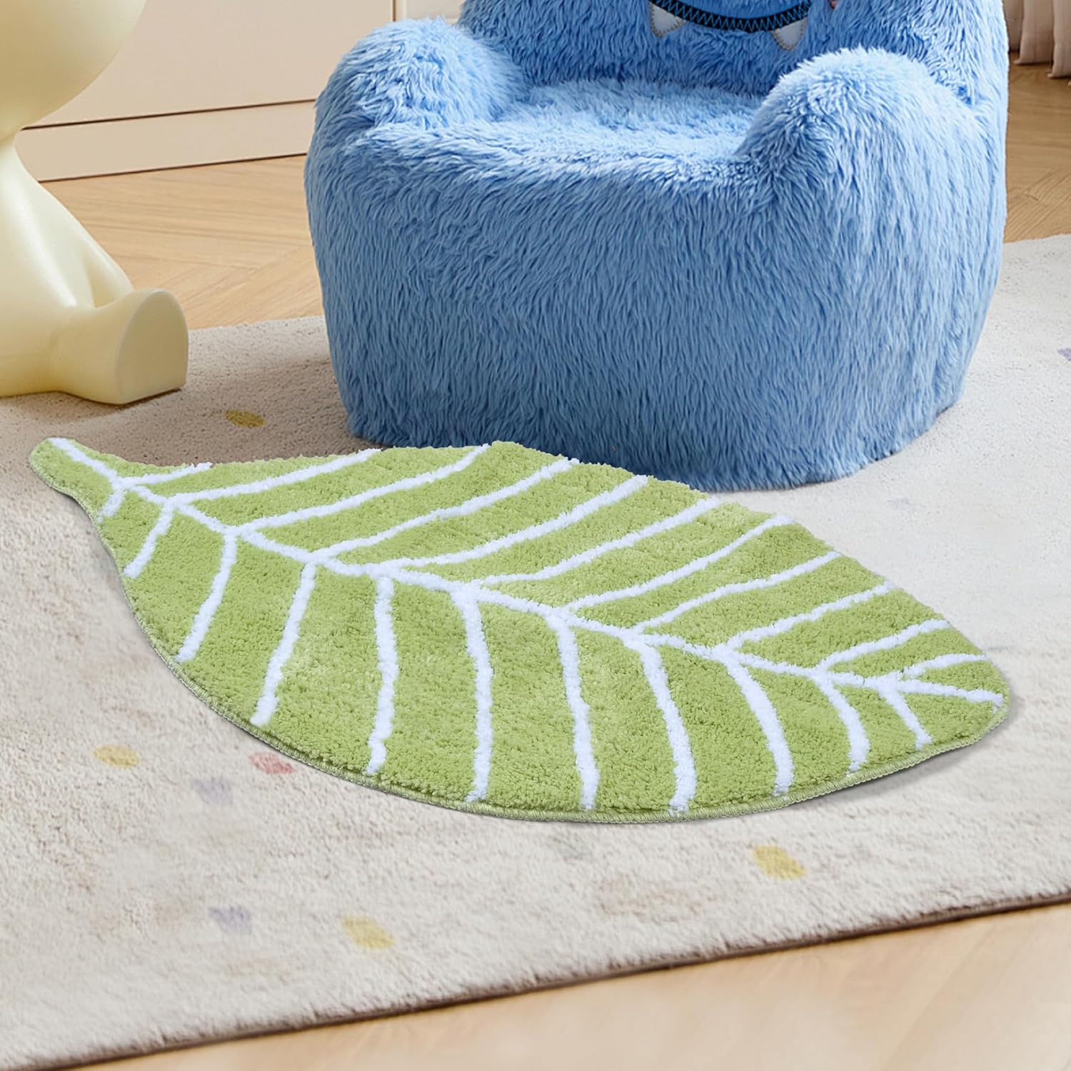 HelloTree Green Leaf Bathroom Rug for Kids 1