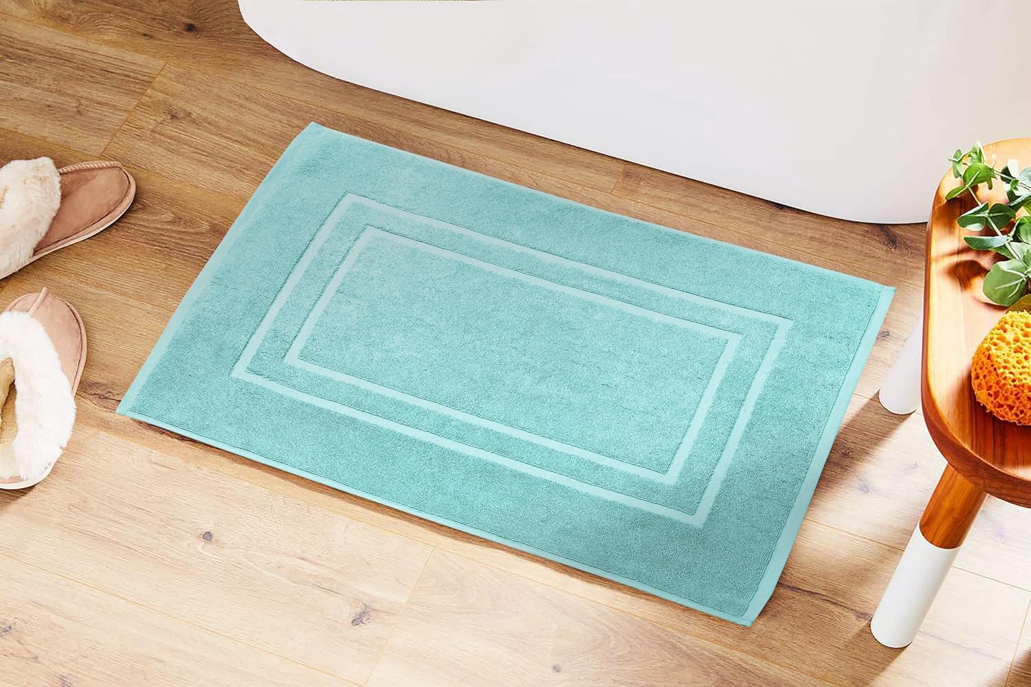 Feather Stitch 2 Piece Bath Mat Set