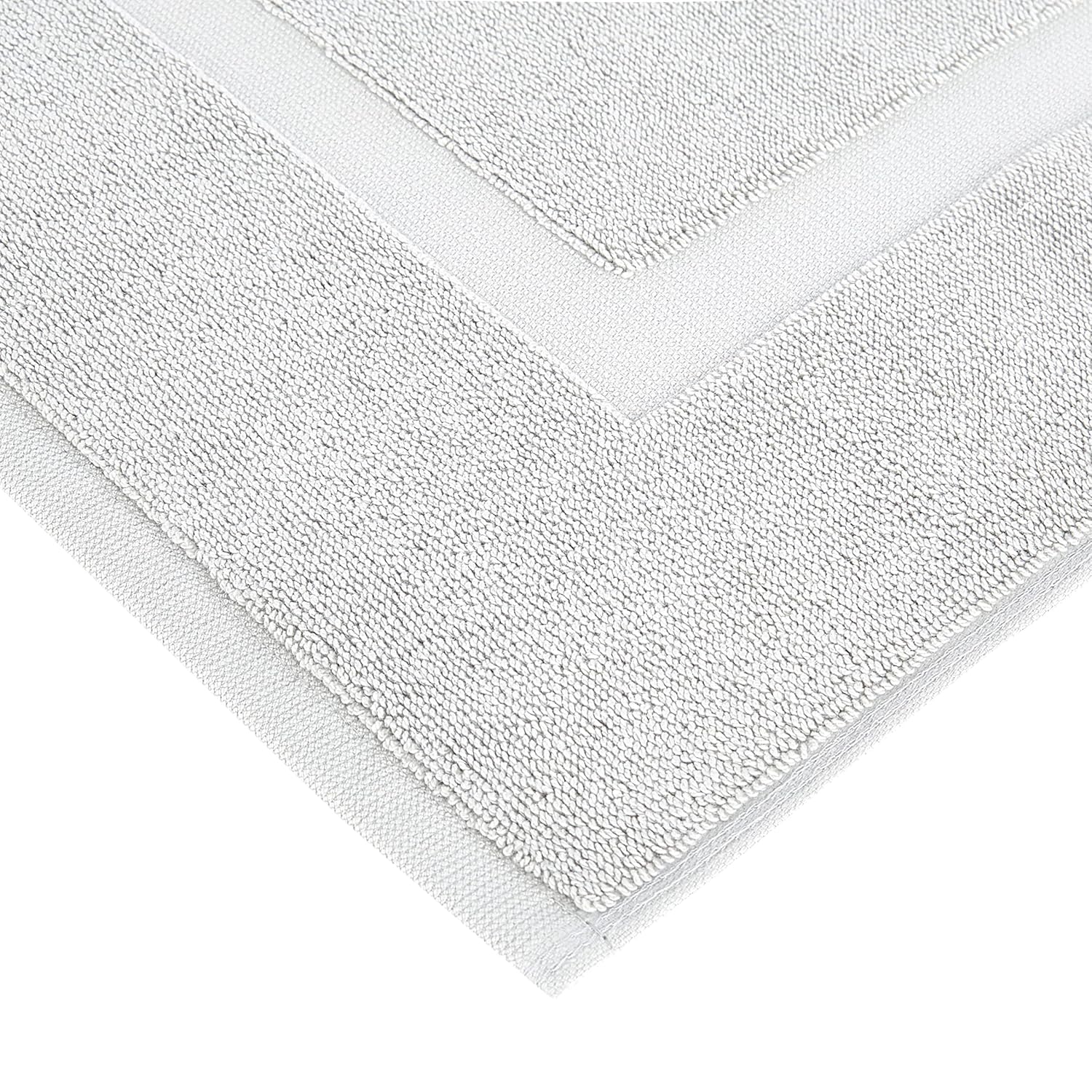 Amazon Basics Soft Silver Bath Rug Mat 31x20